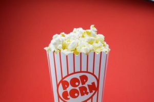 Retro Popcorntüte: Das perfekte Kinoerlebnis zuhause